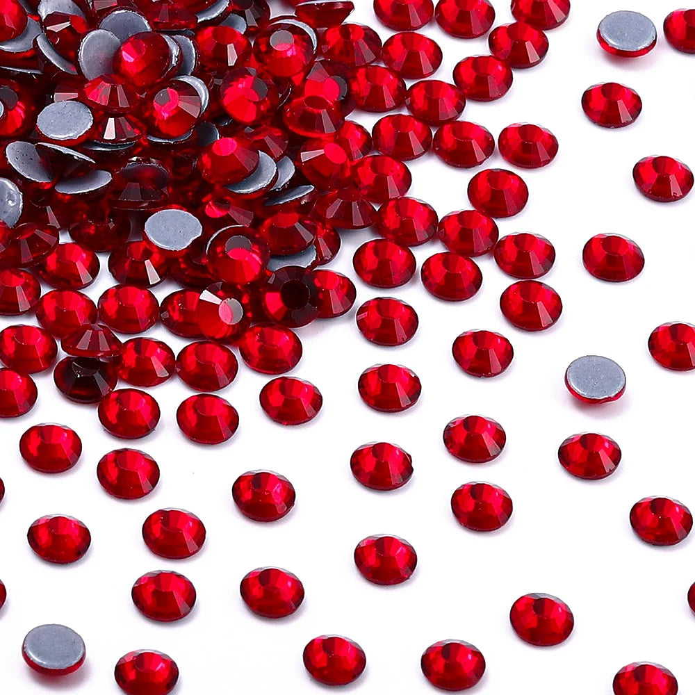 Factory Price Wholesale Flat Back Hotfix Glass Crystal Rhinestone Round Hotfix Crystal Stone for Clothing Accessories