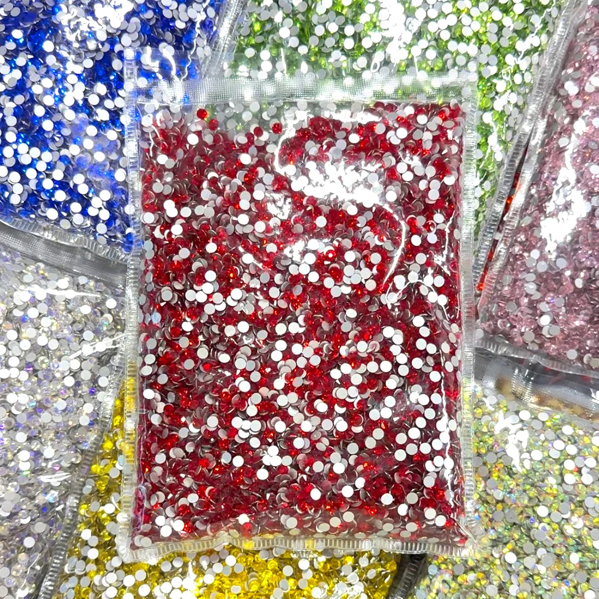 Wholesale 14400pcs Glass Crystal Glue on Rhinestones Bulk Non Hotfix Flatback Rhinestones for Wedding Accessories