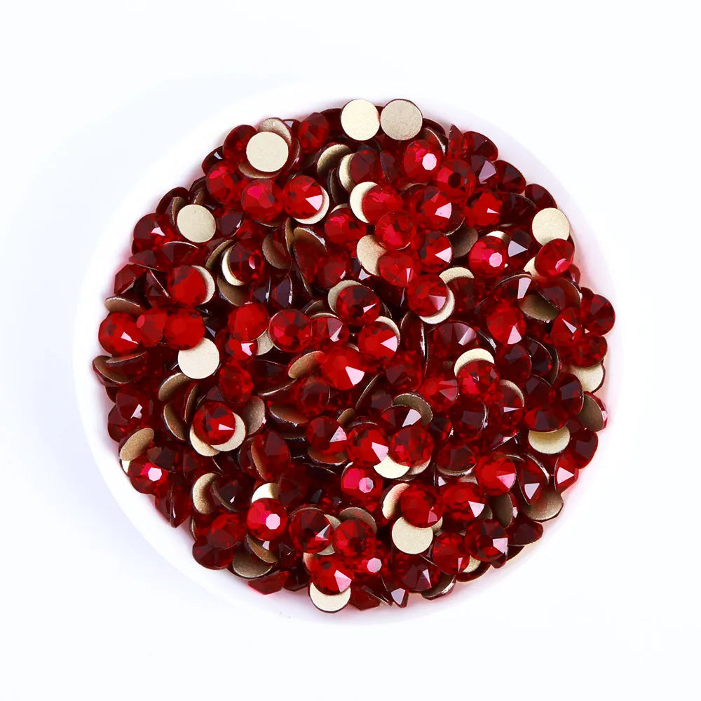 Wholesale Factory 100% Good Feedback Glass Stone 16 Cut Cold Fixation Non Hot Fix Crystal Rhinestone for Women Bikini