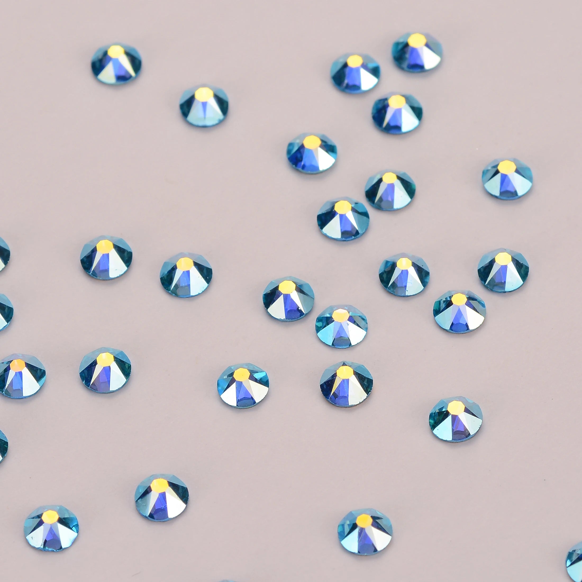 High Quality 16 Cut Facets  Crystal AB Rhinestone Gold Base Non Hot Fix Flatback  Rhinestones Bulk for Dress