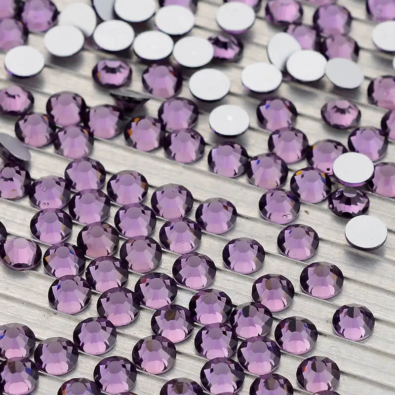 Factory High Quality 100 Colors Glass Diamond Rhinestone Flat Back Non Hot Fix Crystals Stones in Bulk