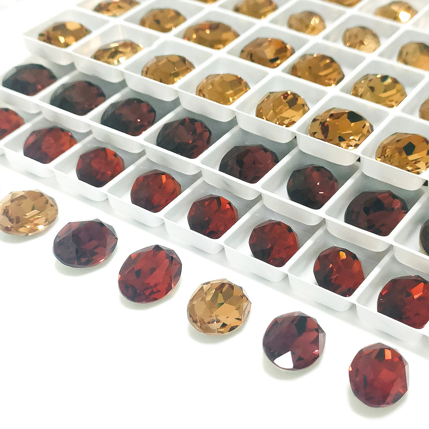 Hot Selling New Product Explosion Factory Direct Wholesale Environmental Friendly Oval Shape K9 Glass for Clothing Decoration