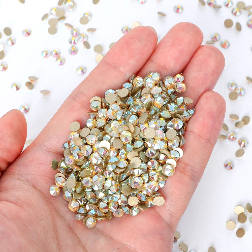 Wholesale 16 Cut Facets Nail Rhinestones Bulk Bling Glitter 2088 Crystal Non-Hotfix Flat Back Glass in Christmas Colors
