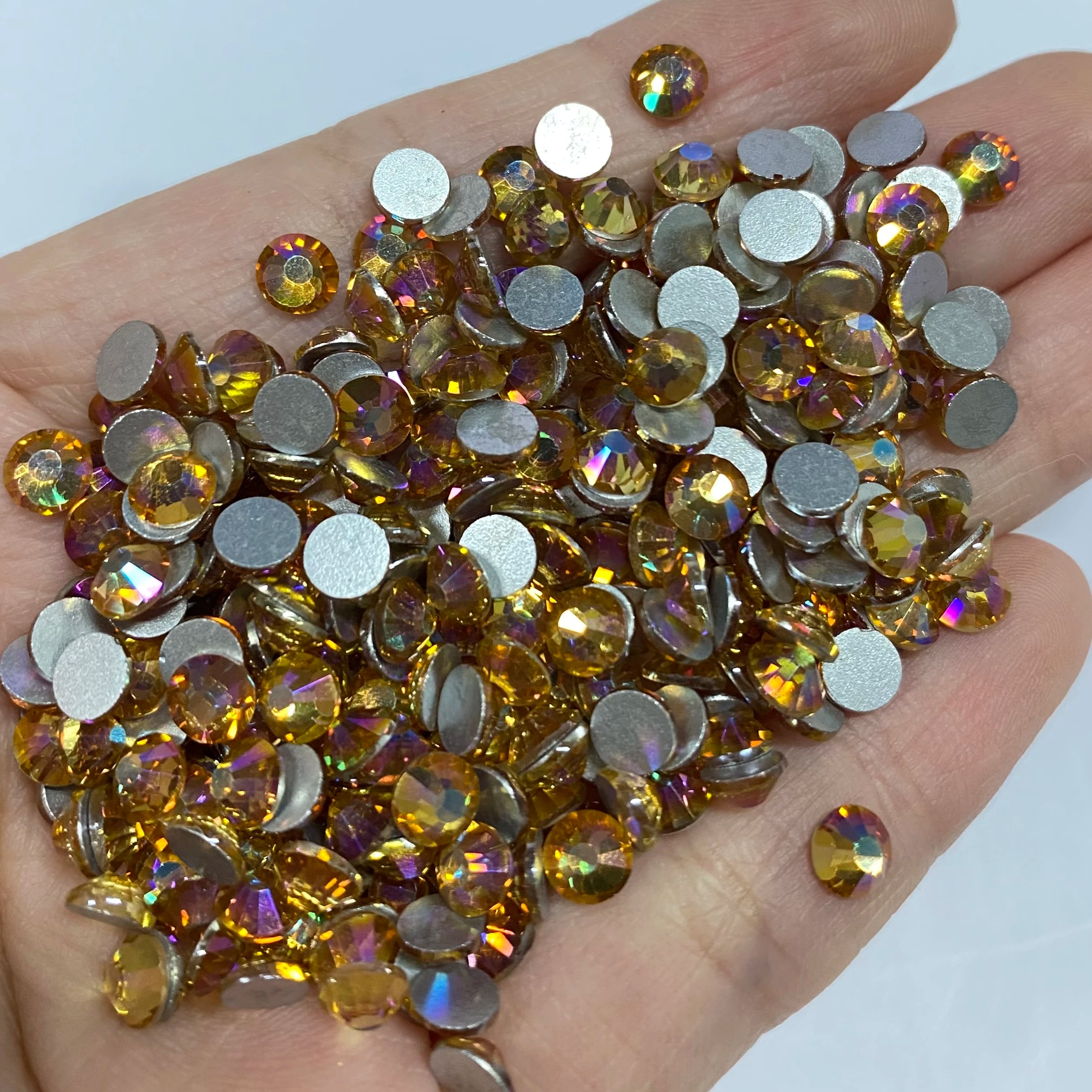 Wholesale Customize 1440pcs Stone Crystal Rhinestones Flatback Nail Charms Diamond Glass Rhinestones Flat Back for Jewelry