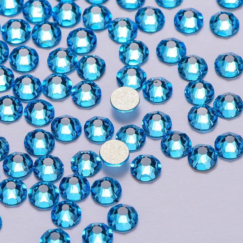 Wholesale  8 Big and 8 Small High Quality Machine Cut 16 Facets Rhinestones Iron on Decoration Garment