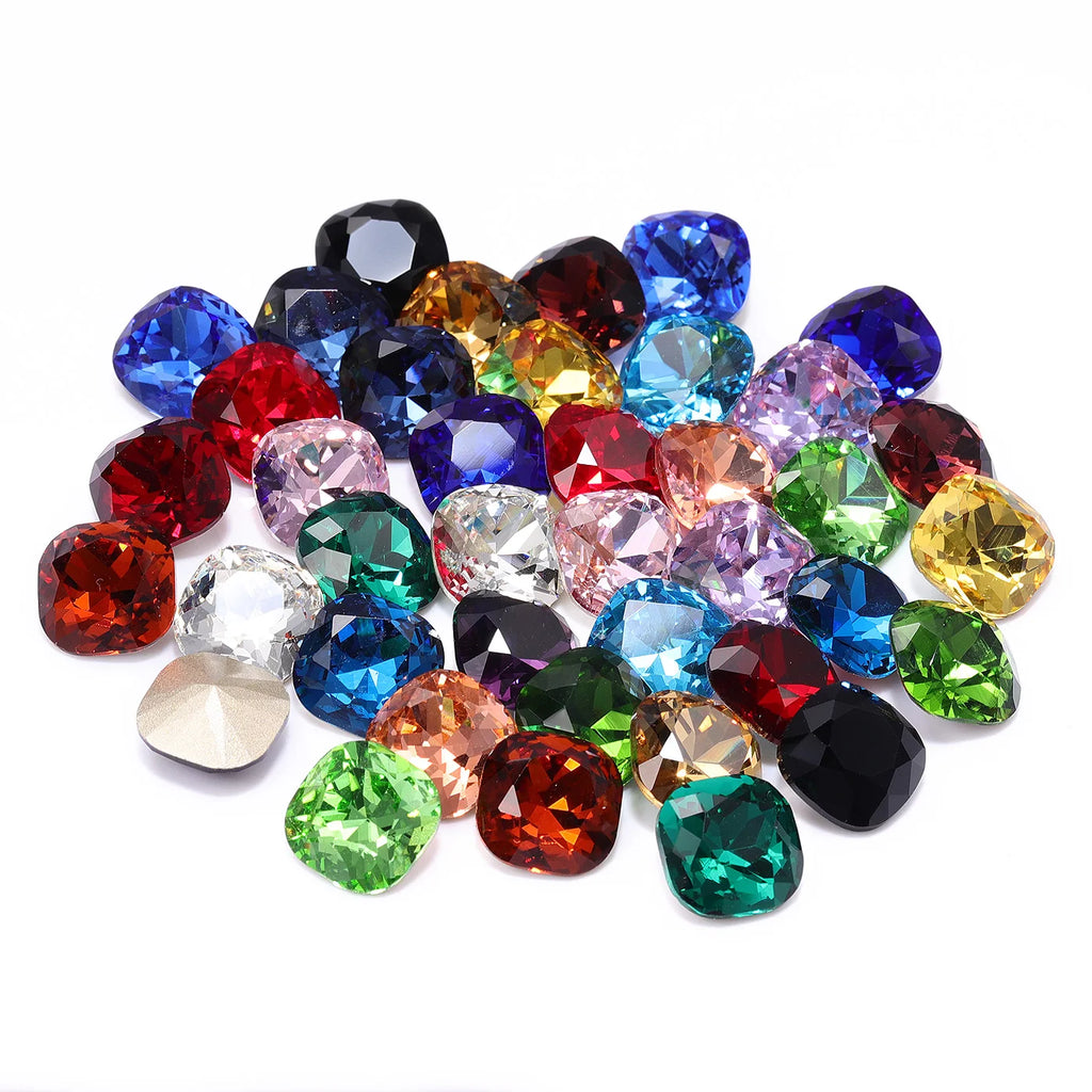 Factory Direct Wholesale Popular Design Eco-friendly Materials K9 Glass High Quality Long-lasting Durability Point Back Stones