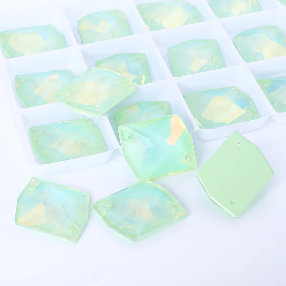 3265 Cosmic Shape 10*12mm/11*14mm/13*17mm/17*21mm Top Quality Durable Innovative Design Clear Glass Sew-on Rhinestones for DIY