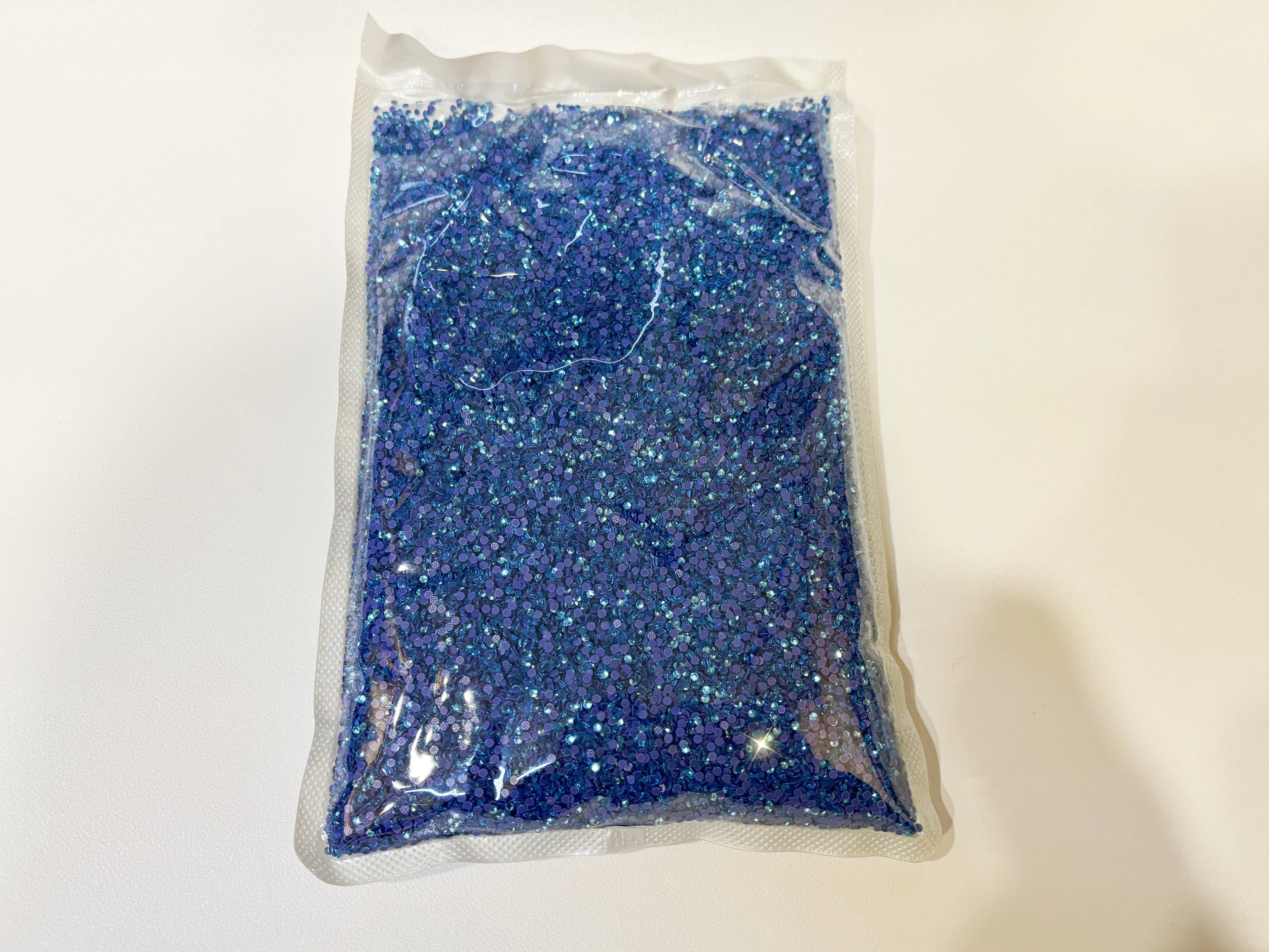 Hot Fix Flatback Round Rhinestones Bulk Glass Crystal Glue-On Technique Garment Accessories Rhinestone