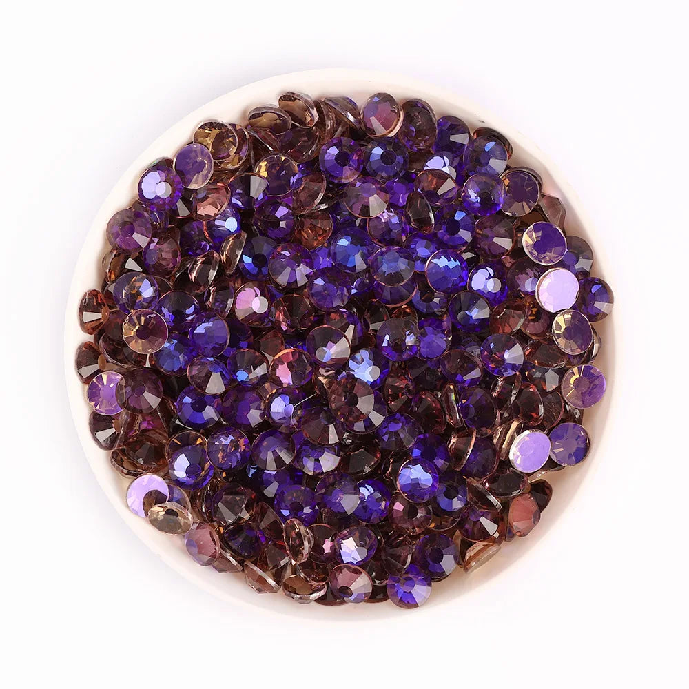 QIYI High Quality 1440pcs Aurora Mixed 6 Grid Box Glass Crystal Diamond Nail Art Decoration Glitters Stone for Nail Charms