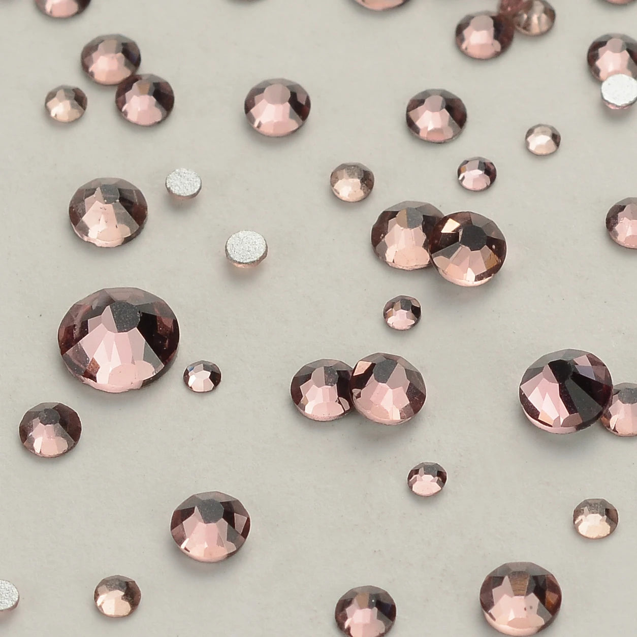 Wholesale Rhinestones Multi Sizes Colorful Non Hotfix Rhinestone Flat Back Nail Rhinestones for DIY Crafts