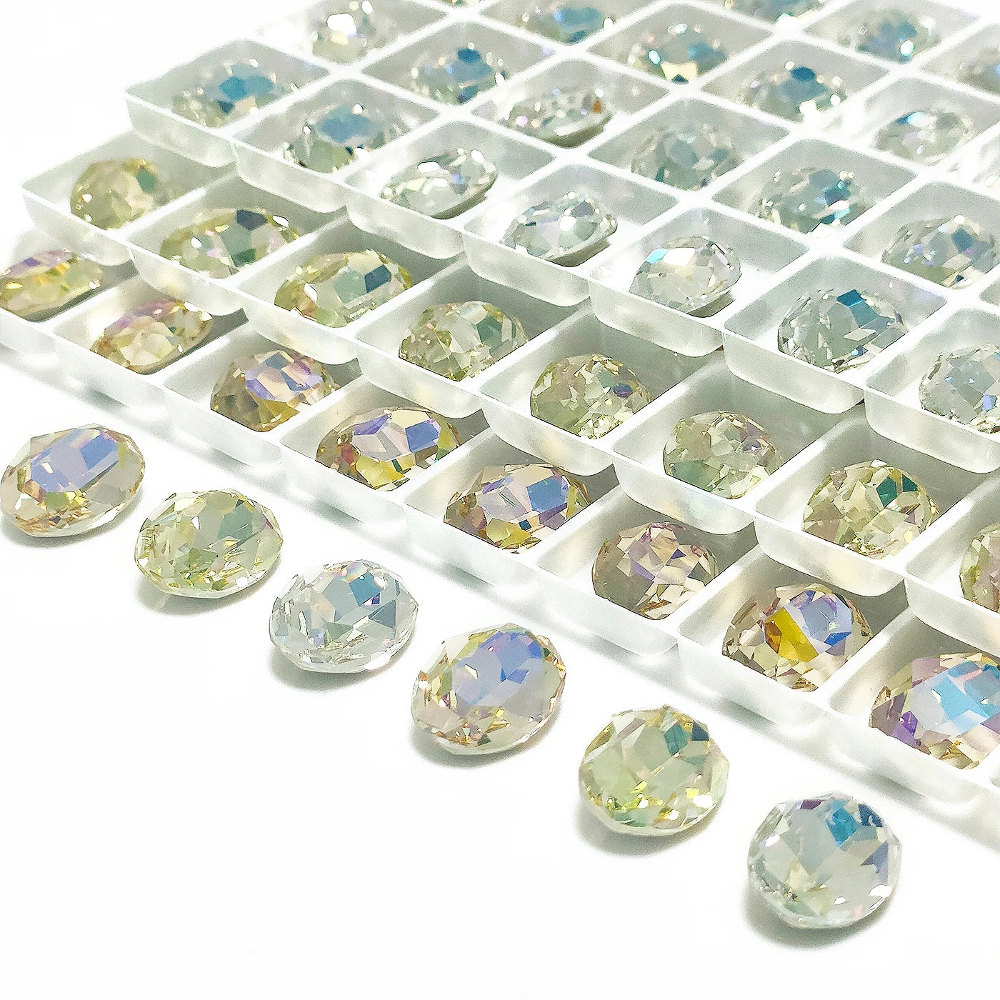 QIYI 2024  New Arrival Effect Factory Direct Wholesale Inviromental Friendly Oval Shape K9 Glass Stone for Clothing  Decoration