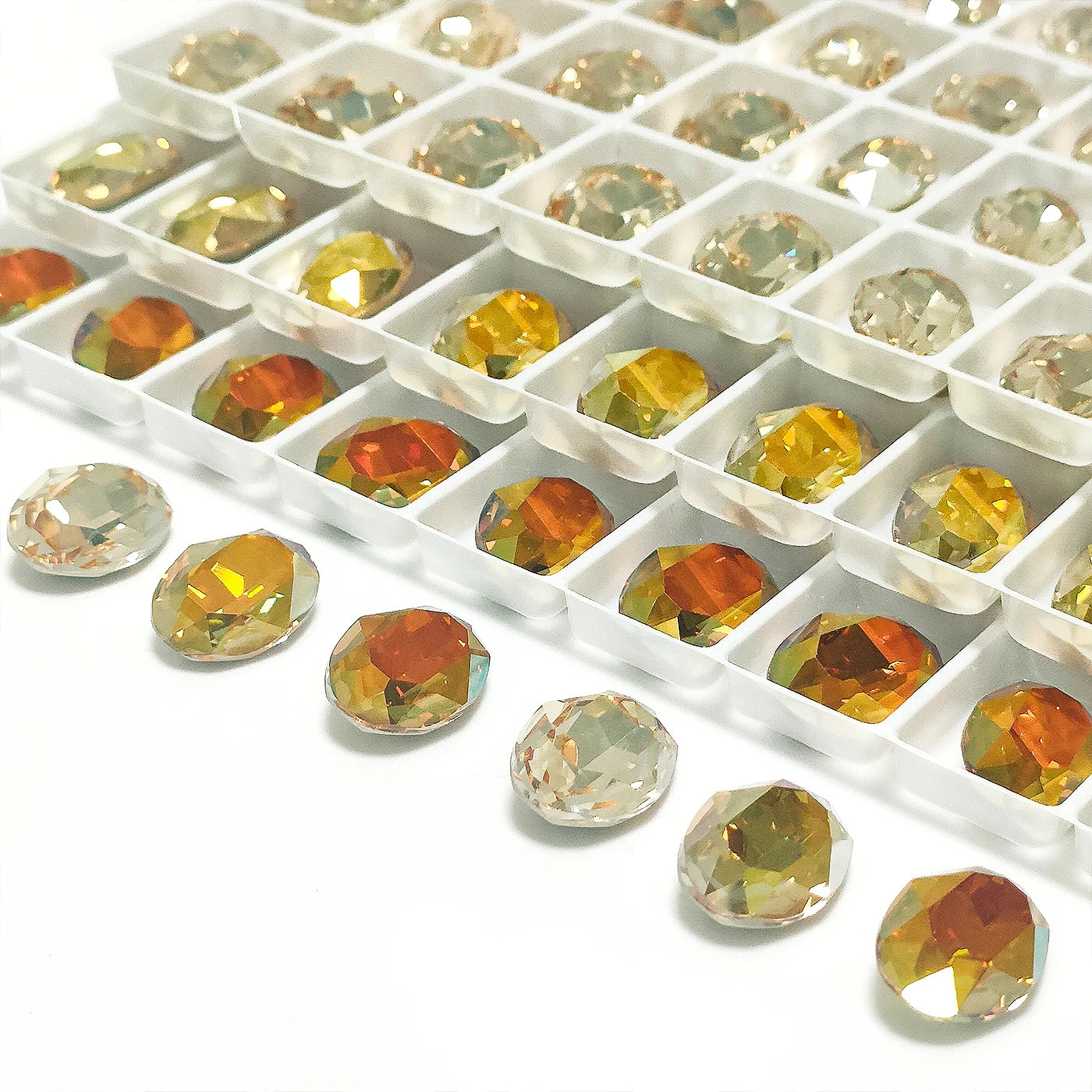 QIYI 2024  New Arrival Effect Factory Direct Wholesale Inviromental Friendly Oval Shape K9 Glass Stone for Clothing  Decoration