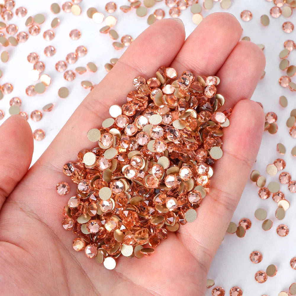 Wholesale 16 Cut Facets Nail Rhinestones Bulk Bling Glitter 2088 Crystal Non-Hotfix Flat Back Glass in Christmas Colors