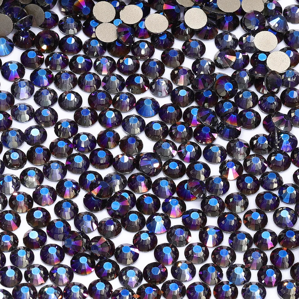 QIYI Latest Fashion New Design High Quality Flat Back Minimalist Brilliant Luxury Glass Crystal Rhinestones for Ladies Fashion