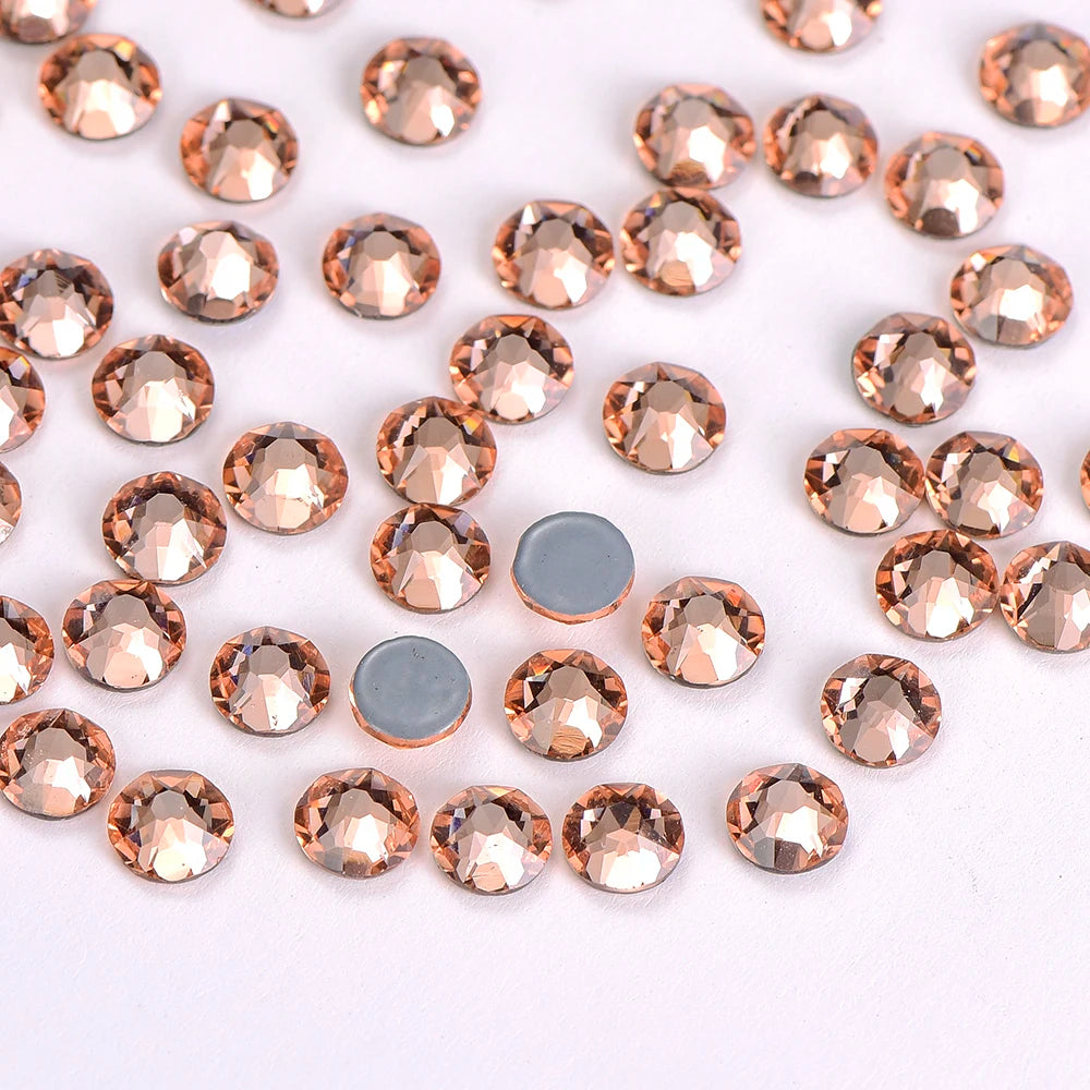 Wholesale Crystal 70 Colors 8 Big and 8 Small Rhinestones Bulk Hot Fix Glass Rhinestone Iron on Garments Dercorations