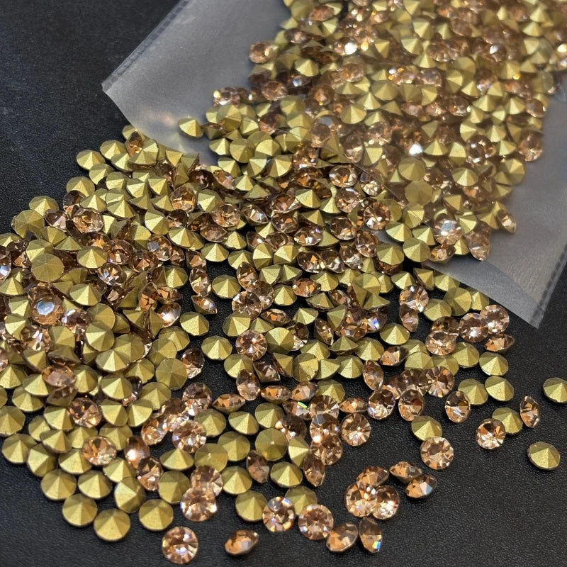 SS28 Round Glass Crystal Loose Rhinestones in Bulk for Bags and Clothing Decoration Rhinestone