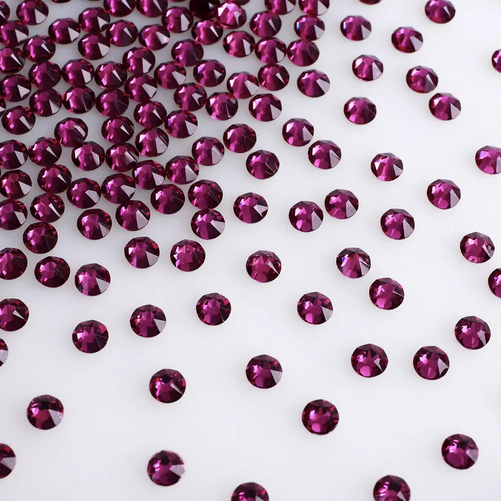 Wholesale  8 Big and 8 Small High Quality Machine Cut 16 Facets Rhinestones Iron on Decoration Garment