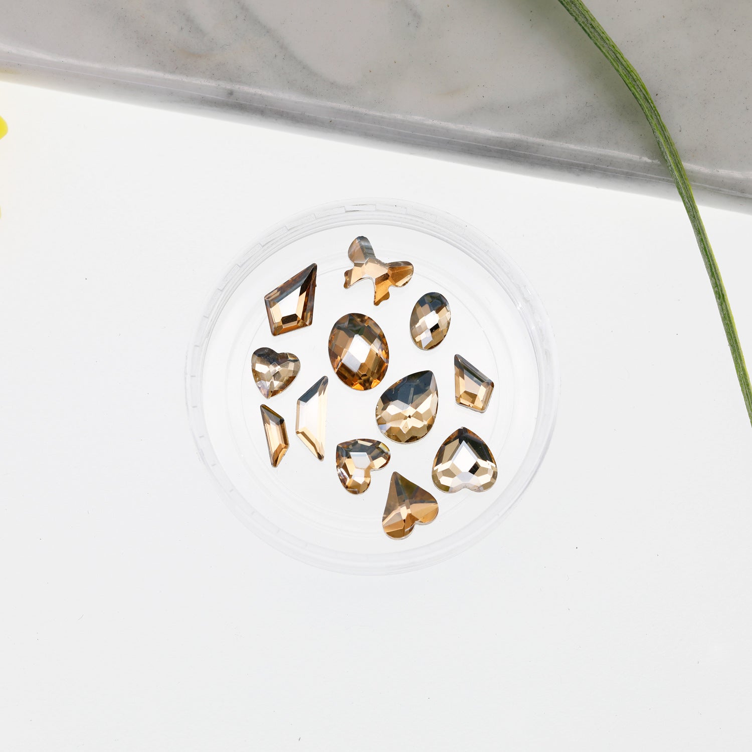 Cross-Border Supply Gold Champagne Flatback Shaped Nail Art Rhinestones Super Sparkle Gel Polish Adhesive Stones Non-Fading Base Color