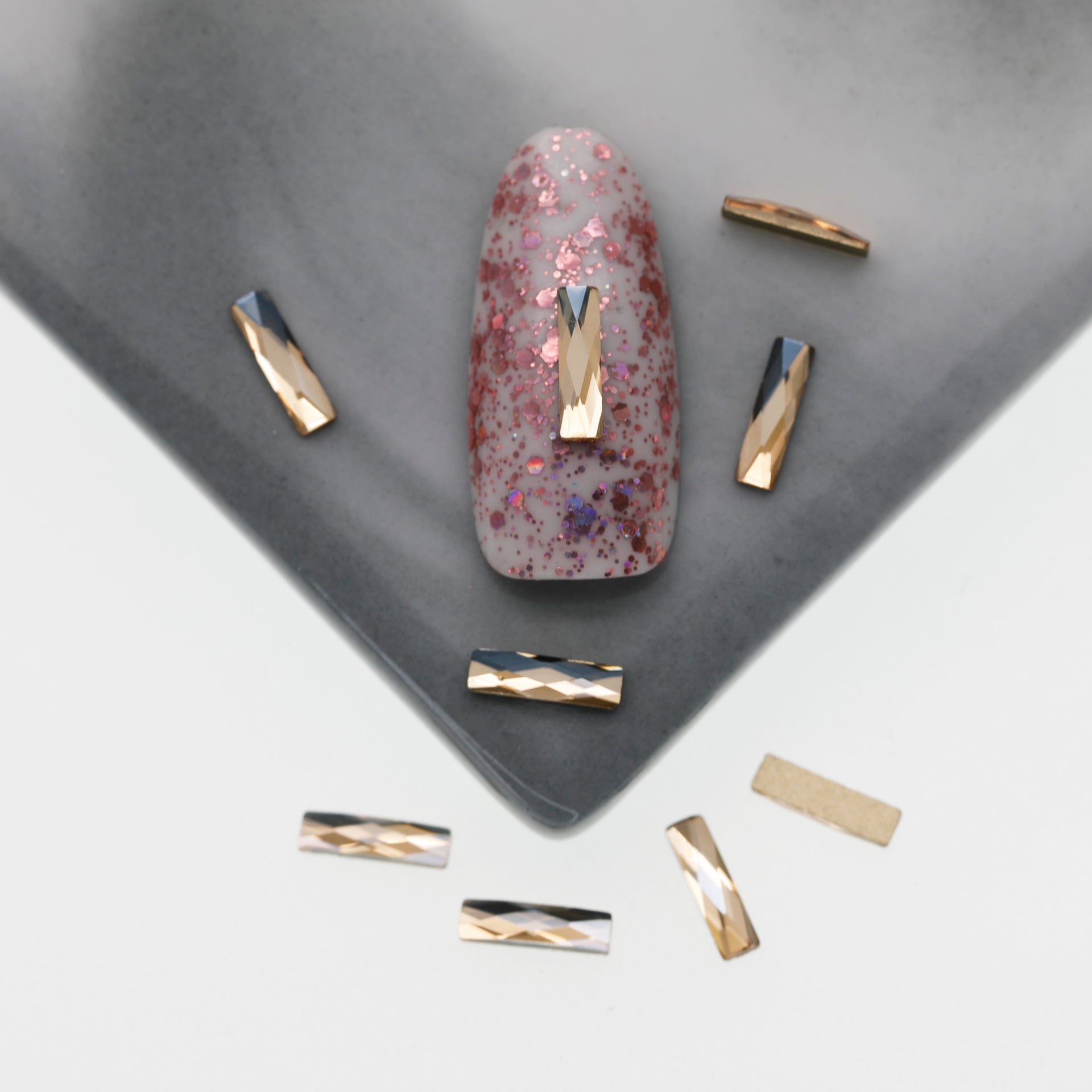 Cross-Border Supply Gold Champagne Flatback Shaped Nail Art Rhinestones Super Sparkle Gel Polish Adhesive Stones Non-Fading Base Color