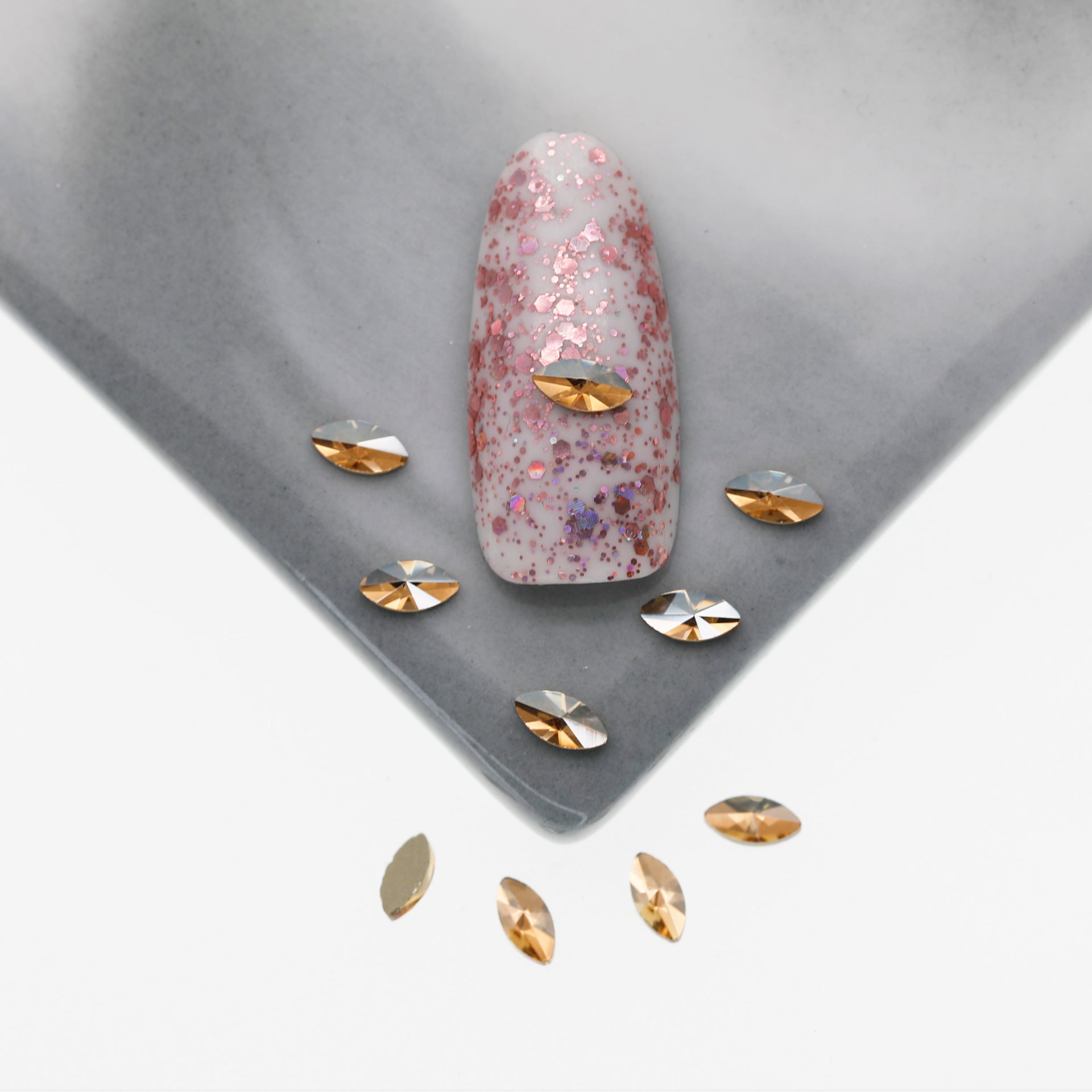 Cross-Border Supply Gold Champagne Flatback Shaped Nail Art Rhinestones Super Sparkle Gel Polish Adhesive Stones Non-Fading Base Color