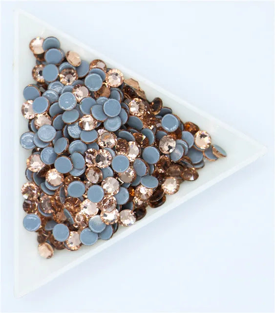 ss3,ss4,ss8,ss12,ss34 Hot fix Rhinestone Glitter Strass Flatback Glass Crystal Hotfix stones Iron on Rhinestones For Garment